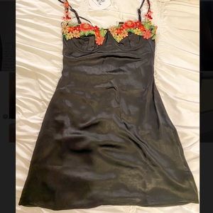 Princess Polly, black and floral, size 4 (fits more a size 2) sold out on site